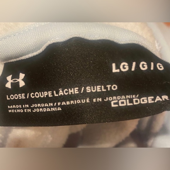 Underarmour Hoodie - Picture 3 of 3